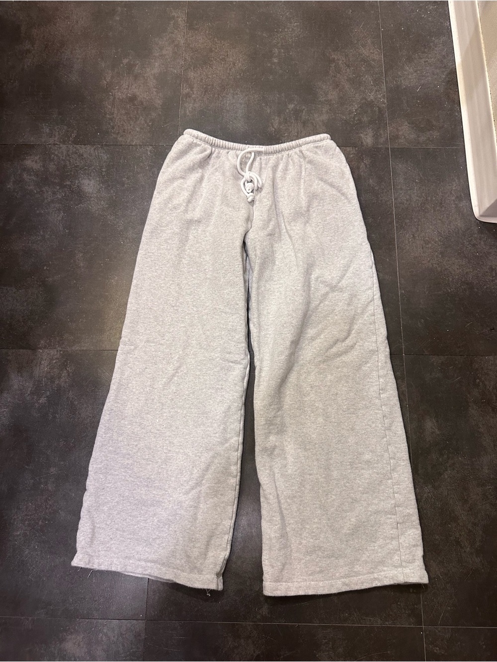 Brandy Melville Heather Gray Wide-Leg Sweat Pants